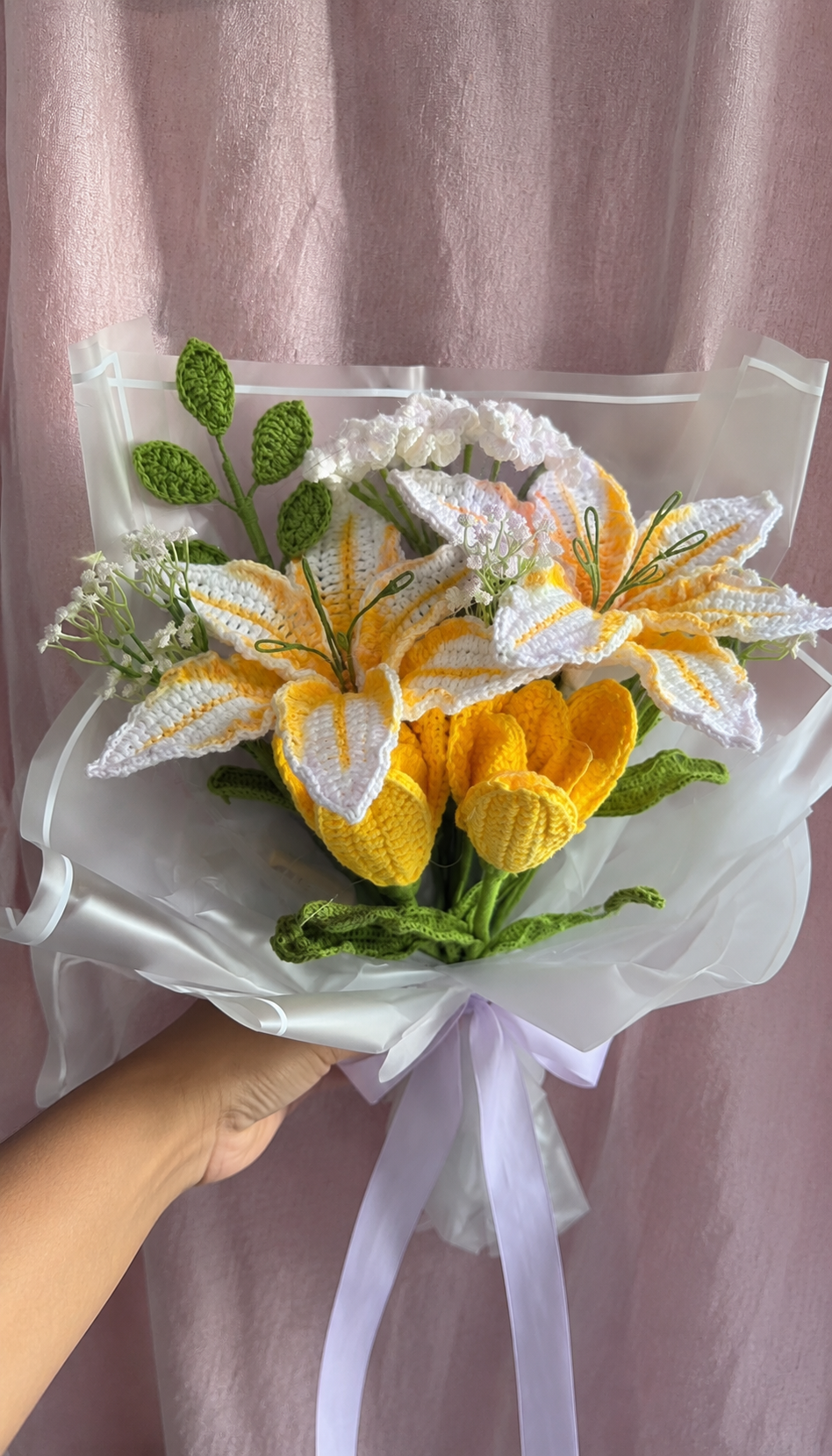 Sunset Lily Opulence Bouquet 3